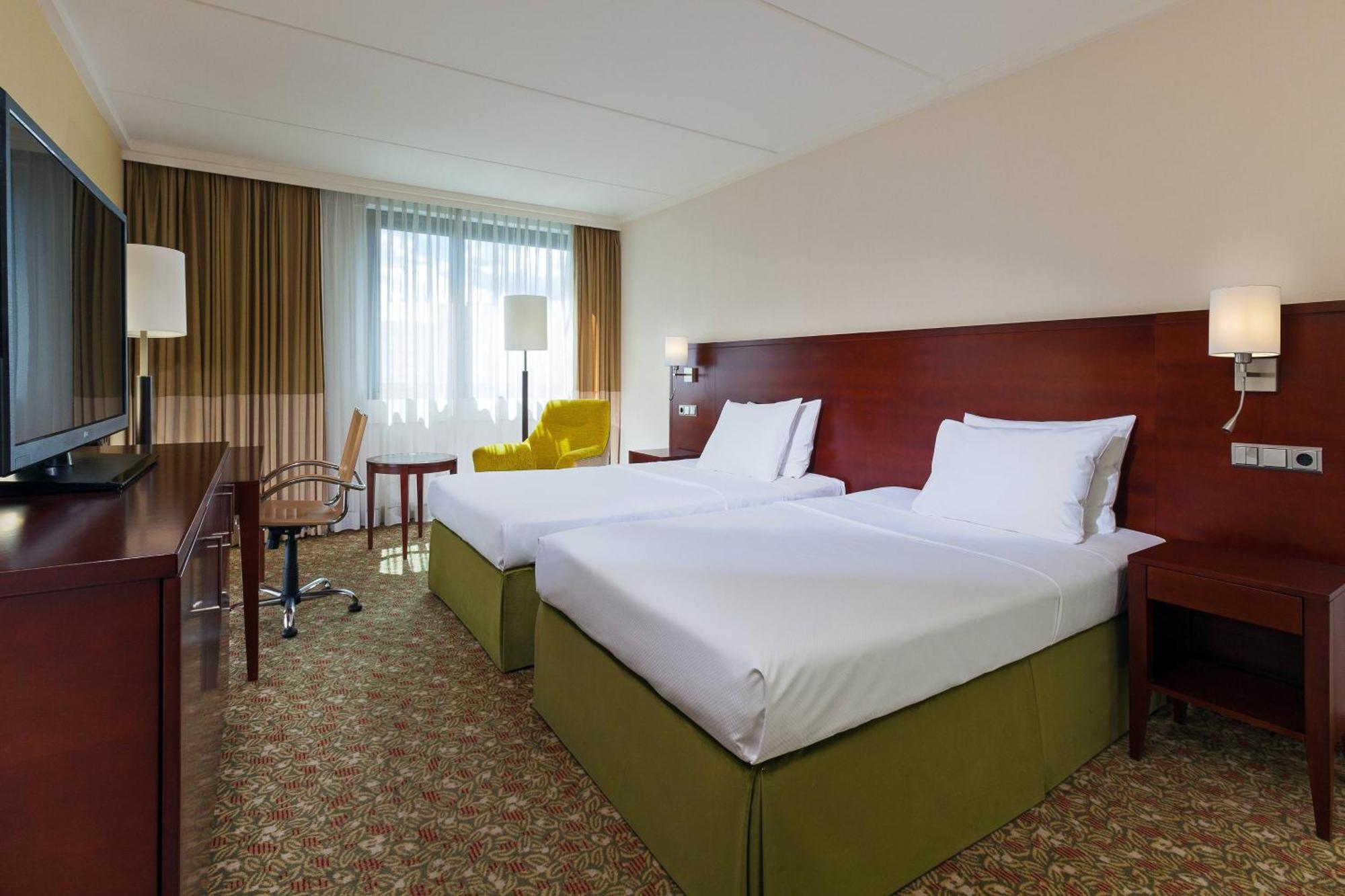 Courtyard by Marriott Düsseldorf Seestern Exterior foto